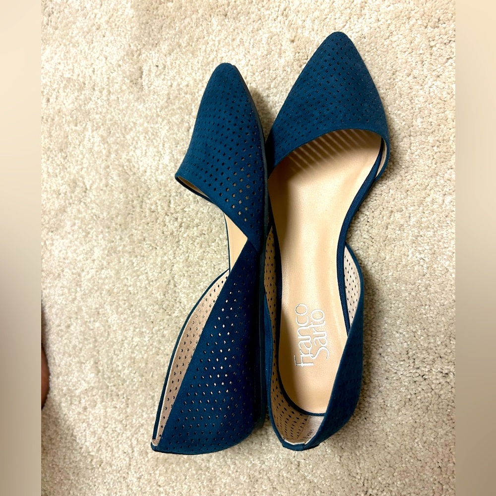 NWT Franco Sarto  beautiful Flats slip on shoes women’s 7